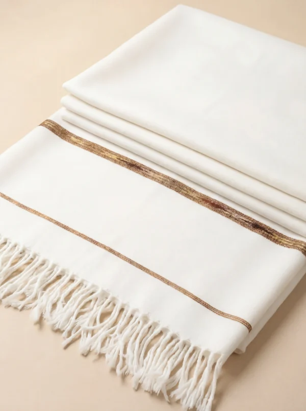 White Handmade Islampuri Wool Shawl for Men